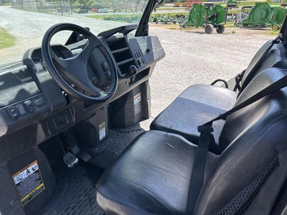 Image of John Deere XUV 835M equipment image 4