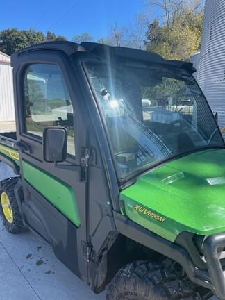 Image of John Deere XUV 835M equipment image 2