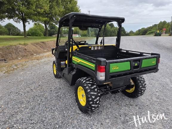 Image of John Deere XUV 835M equipment image 4