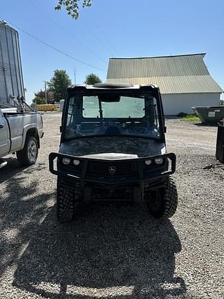 Image of John Deere XUV 835M equipment image 2