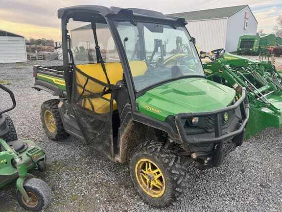 Image of John Deere XUV 835M Primary image