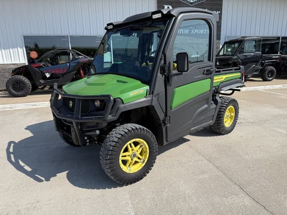 Image of John Deere XUV 835M equipment image 1