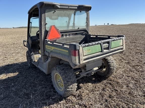 Image of John Deere XUV 835M equipment image 3