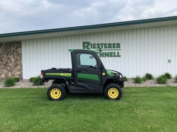 Image of John Deere XUV 835R equipment image 4