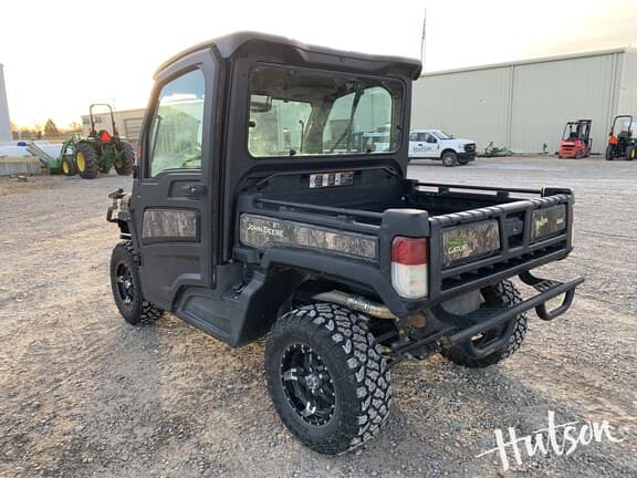 Image of John Deere XUV 835R equipment image 3