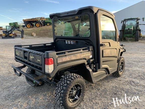 Image of John Deere XUV 835R equipment image 4