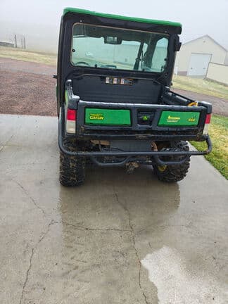 Image of John Deere XUV 835R equipment image 2