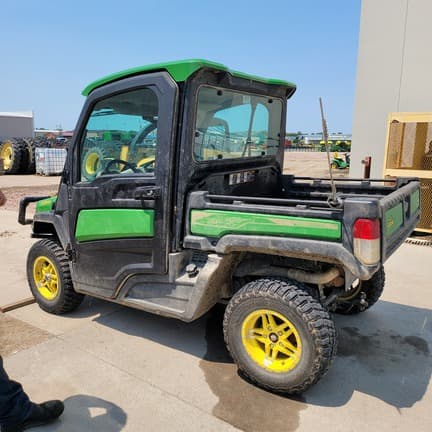 Image of John Deere XUV 835R Primary image
