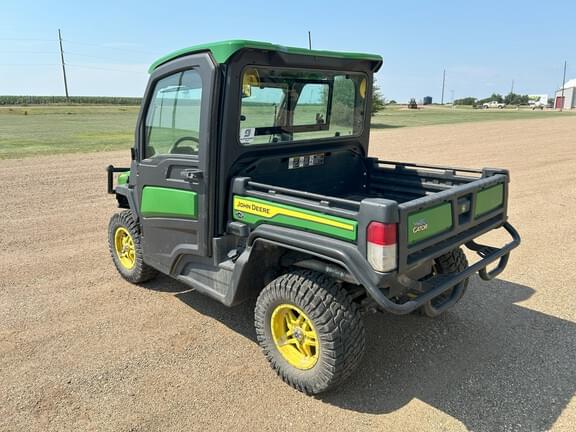Image of John Deere XUV 835R equipment image 3