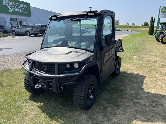 Image of John Deere XUV 835R Primary image