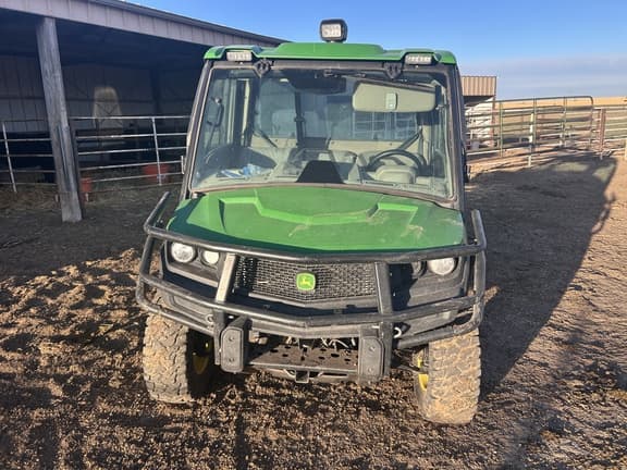 Image of John Deere XUV 835R equipment image 2