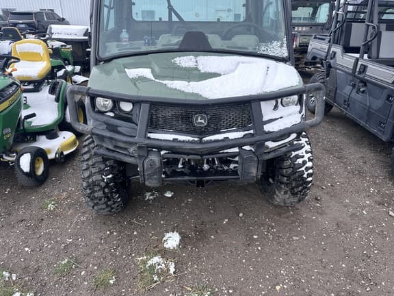 Image of John Deere XUV 835R equipment image 1