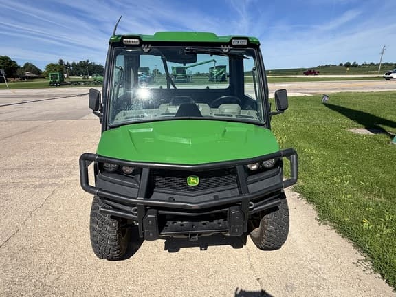 Image of John Deere XUV 835R equipment image 2