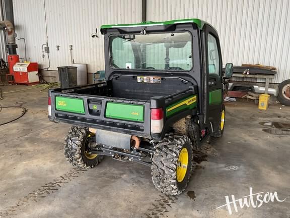 Image of John Deere XUV 835R equipment image 4