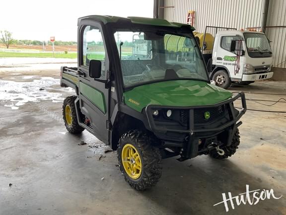 Image of John Deere XUV 835R Primary image