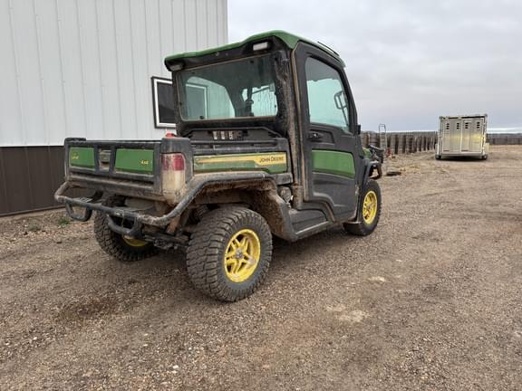 Image of John Deere XUV 835R equipment image 4