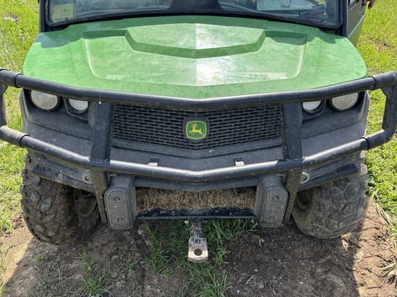 Image of John Deere XUV 865R Primary image