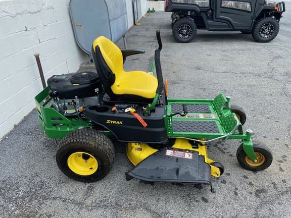 Image of John Deere Z345R equipment image 2
