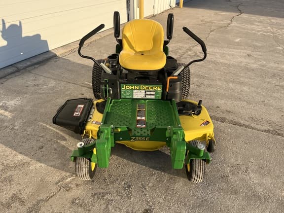 Image of John Deere Z355E equipment image 3