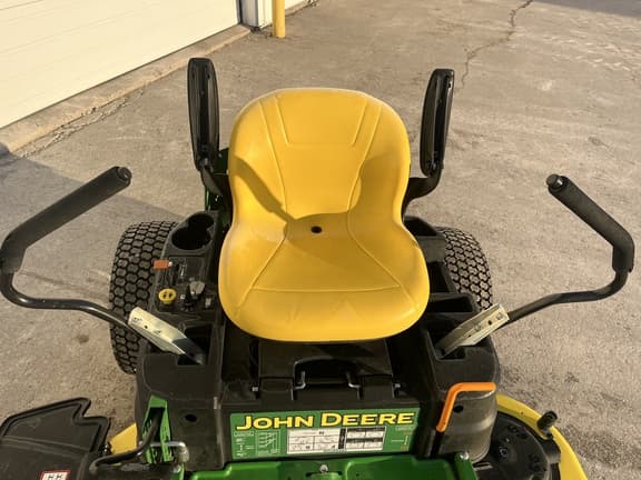 Image of John Deere Z355E equipment image 4