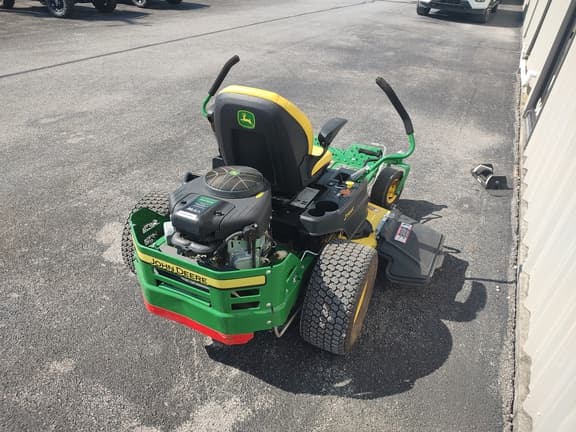 Image of John Deere Z355R equipment image 2