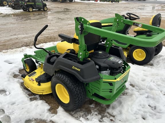 Image of John Deere Z515E equipment image 1