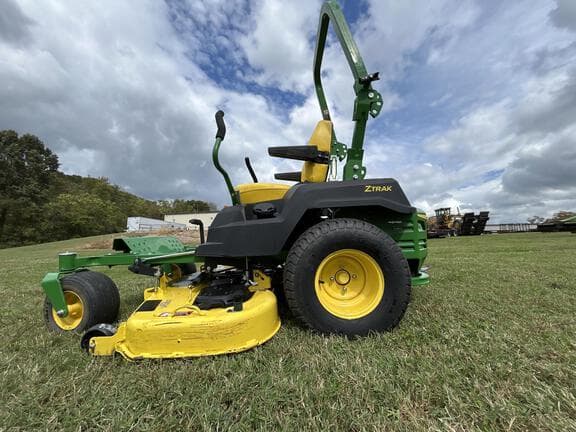 Image of John Deere Z530M equipment image 1