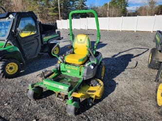 2022 John Deere Z545R Equipment Image0