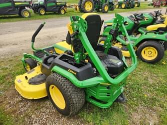 Image of John Deere Z545R equipment image 4