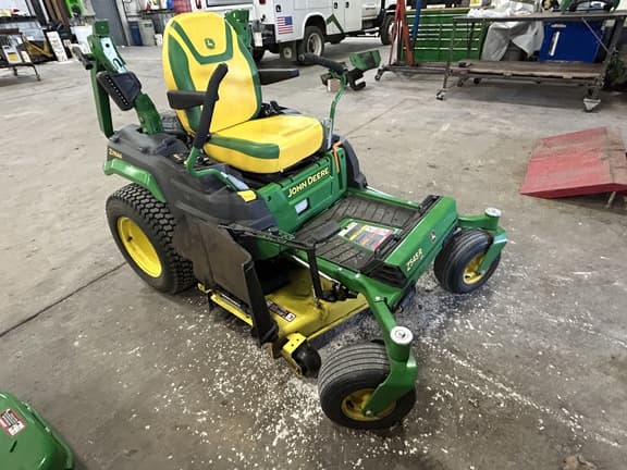 Image of John Deere Z545R equipment image 1