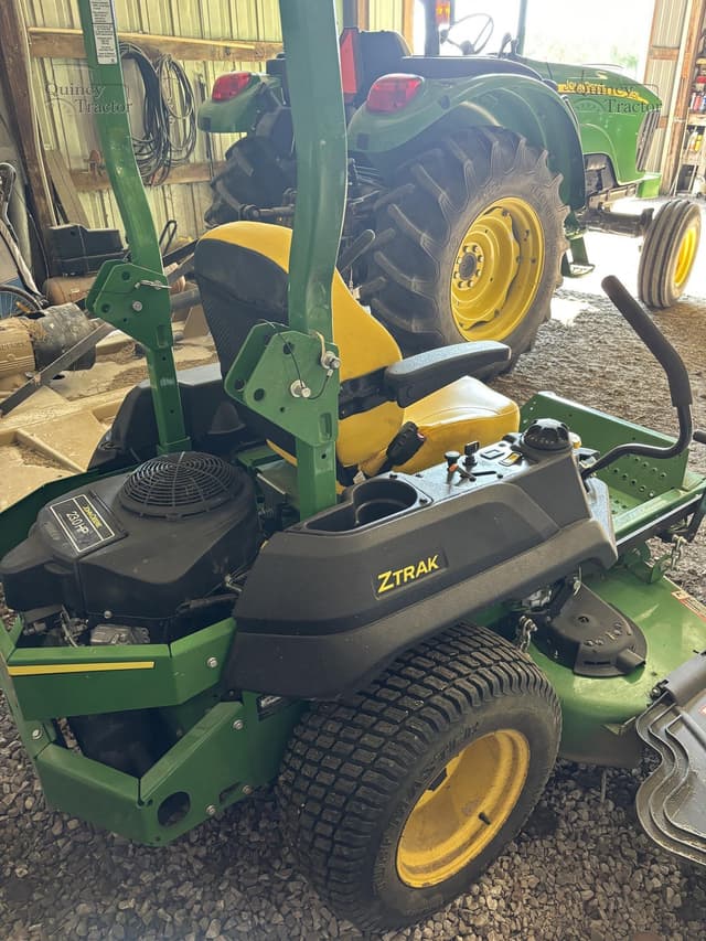 Image of John Deere Z720E equipment image 2