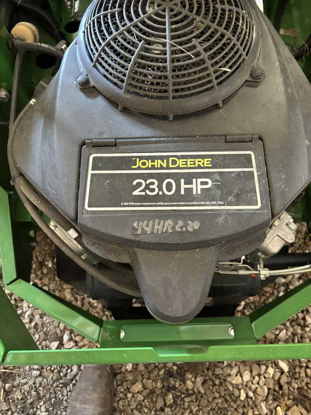 Image of John Deere Z720E equipment image 4