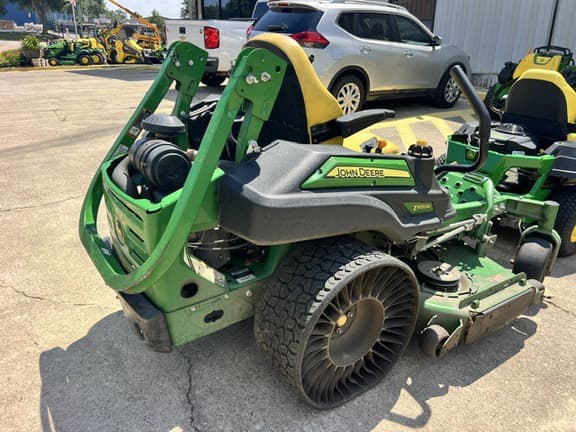 Image of John Deere Z920M equipment image 1