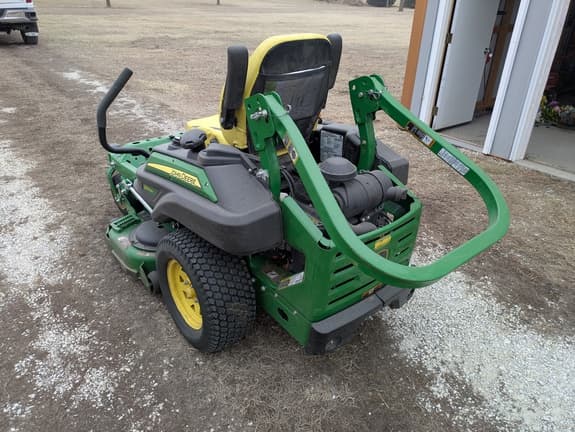 Image of John Deere Z920M equipment image 2
