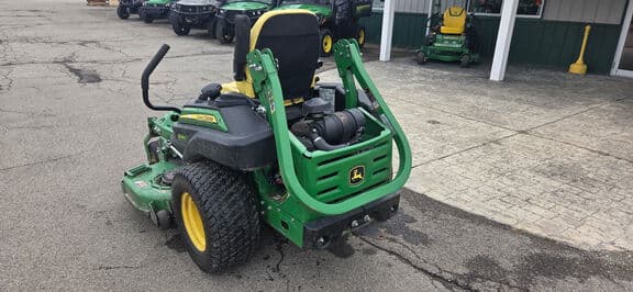Image of John Deere Z920M Image 1