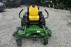 Image of John Deere Z930M equipment image 4