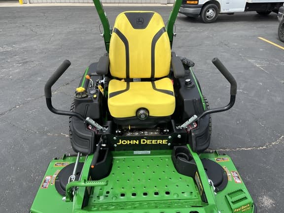 Image of John Deere Z930M equipment image 3