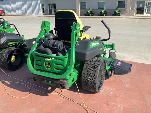 Image of John Deere Z930M equipment image 1