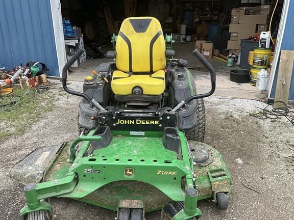 Image of John Deere Z930M equipment image 2