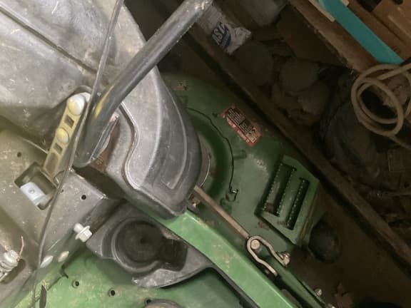 Image of John Deere Z930R equipment image 4