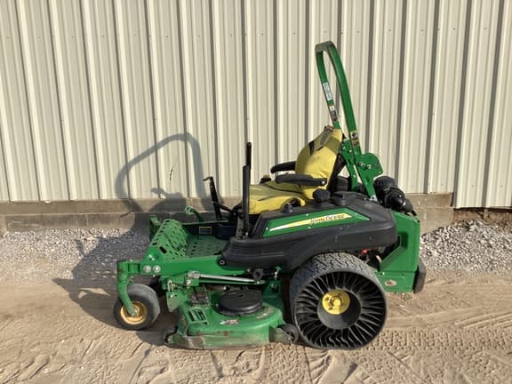 Image of John Deere Z950M equipment image 1