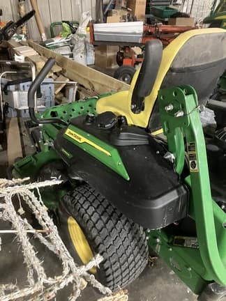 Image of John Deere Z960M equipment image 2