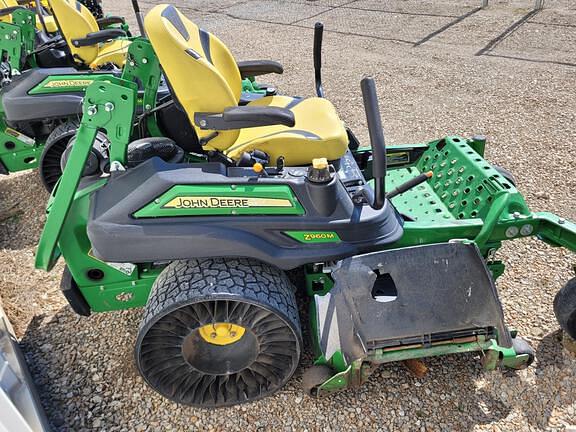 Image of John Deere Z960M equipment image 4