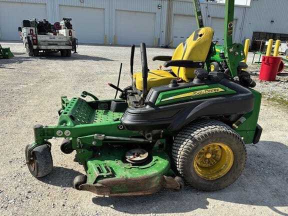 2022 John Deere Z960M Equipment Image0