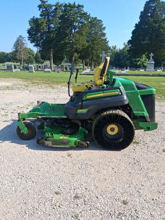 Image of John Deere Z997R equipment image 1