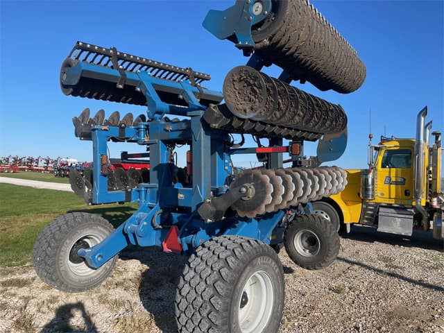 Image of Kinze Mach Till 201 equipment image 1
