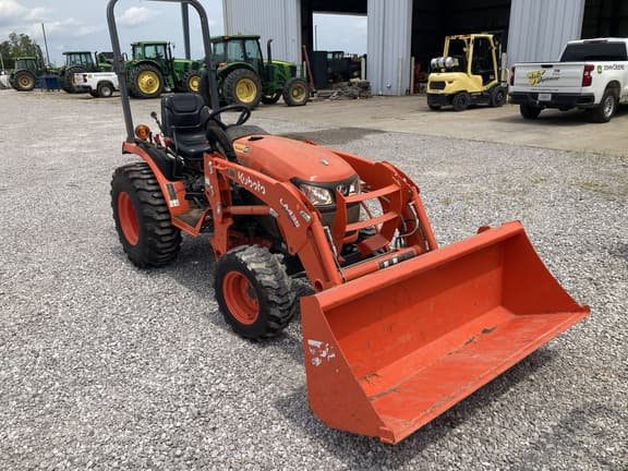 Image of Kubota B2401 Primary image