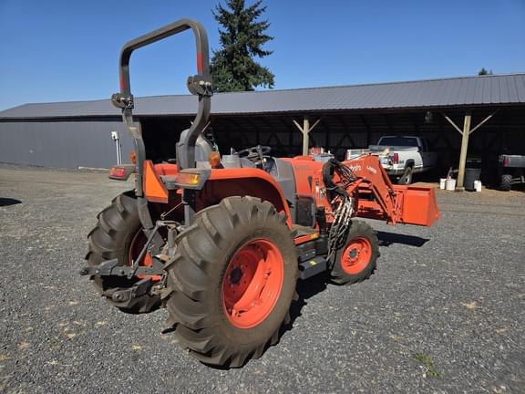 Image of Kubota L4060 equipment image 4