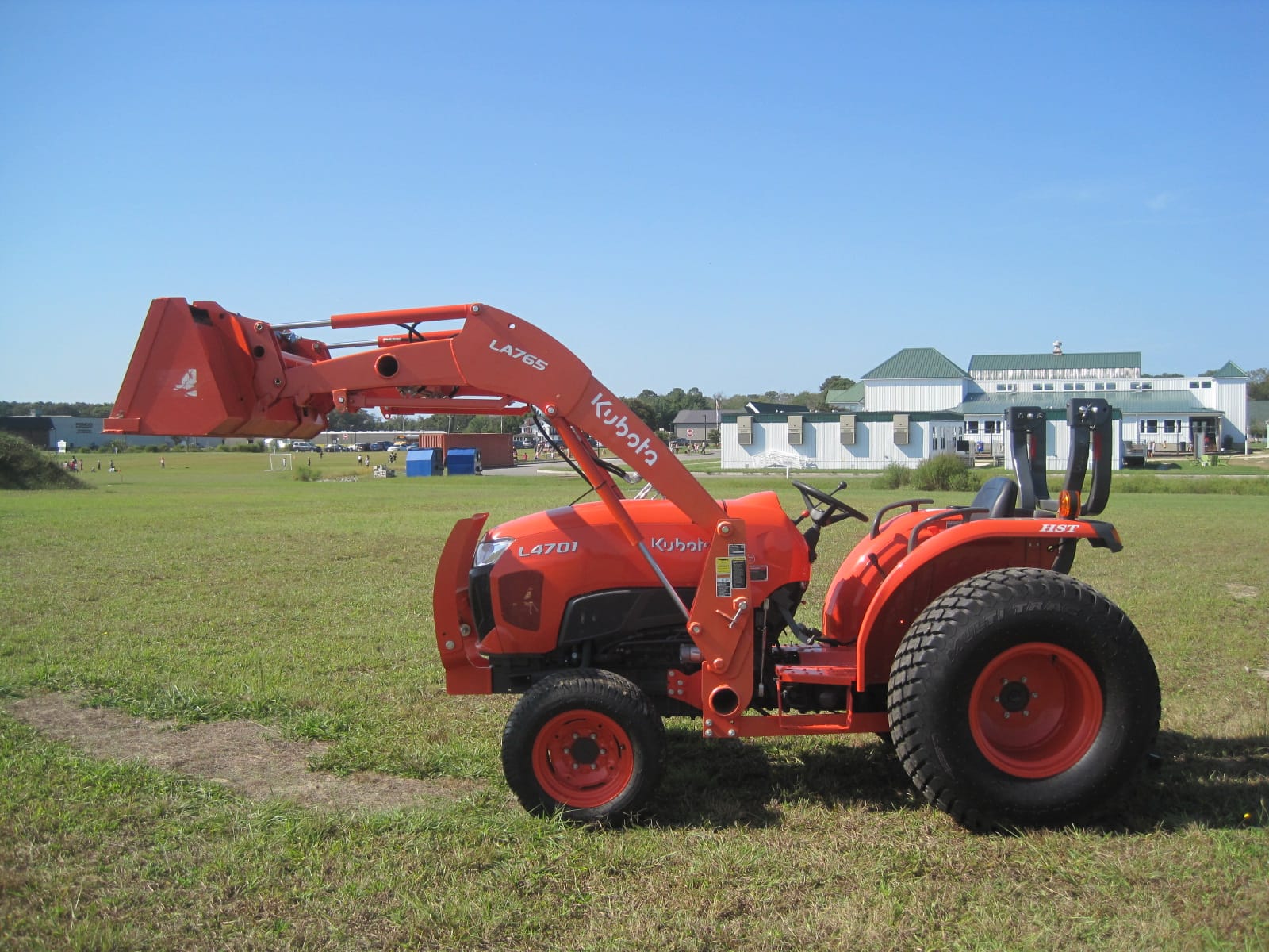 2022 Kubota L4701HST Equipment Image0