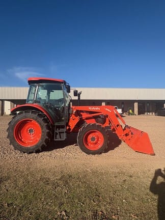 2022 Kubota M4D-071 Equipment Image0